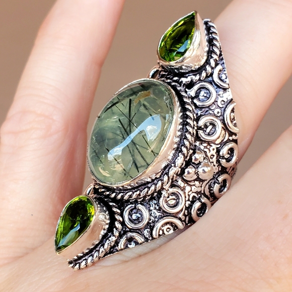 New Moss Prehnite & Peridot 925 Silver Statement Ring. - Picture 15 of 16